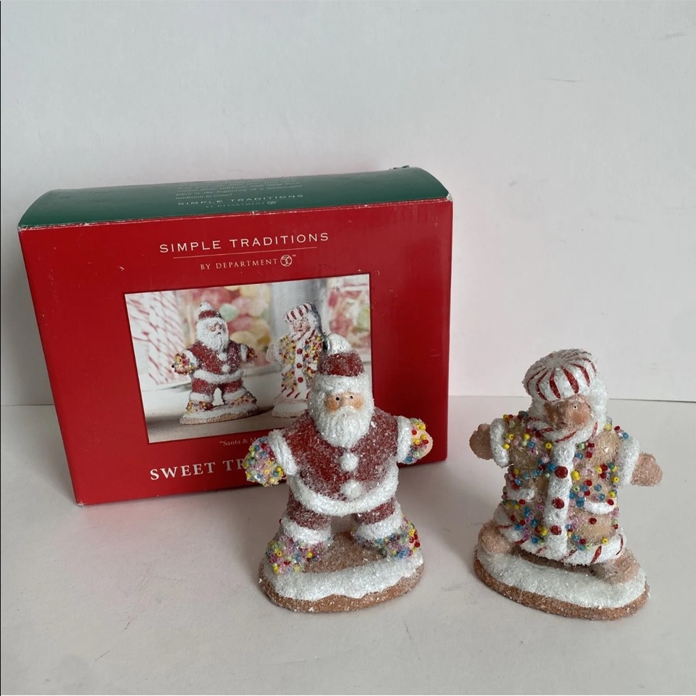 Department 56 Sweet Treats Express Santa & Mrs Cookie Claus Set in Box
